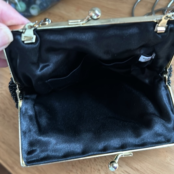 Vintage Beaded Purse - Picture 5 of 10